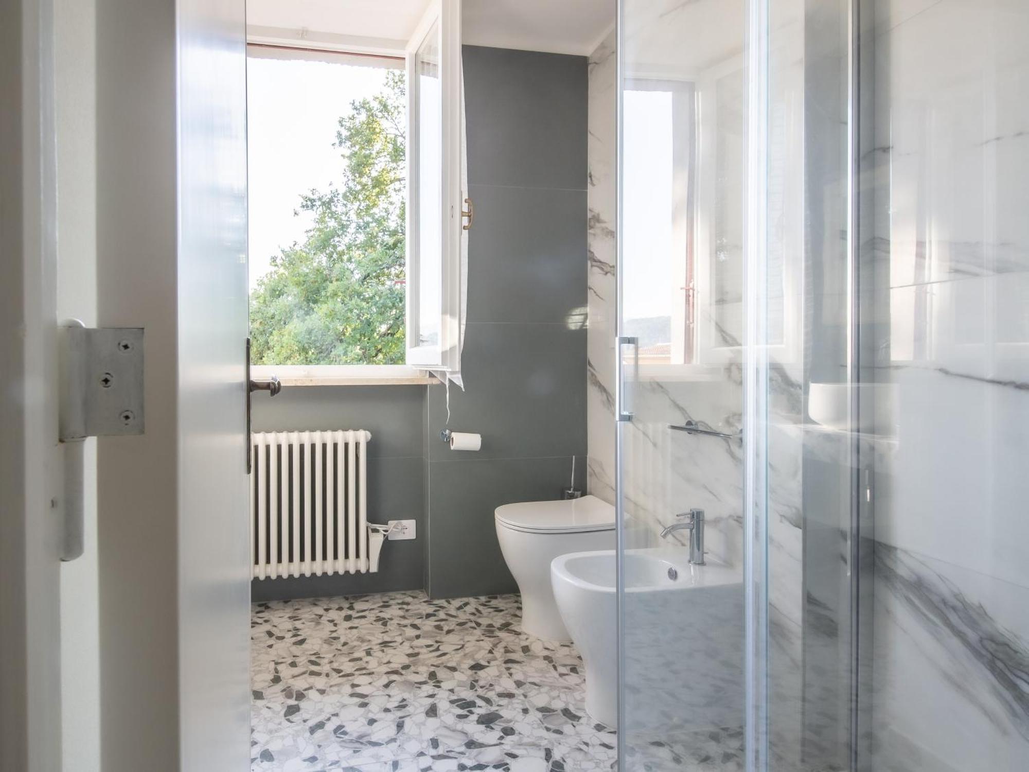 Domus Umberto - Guest House อาเรซโซ ภายนอก รูปภาพ