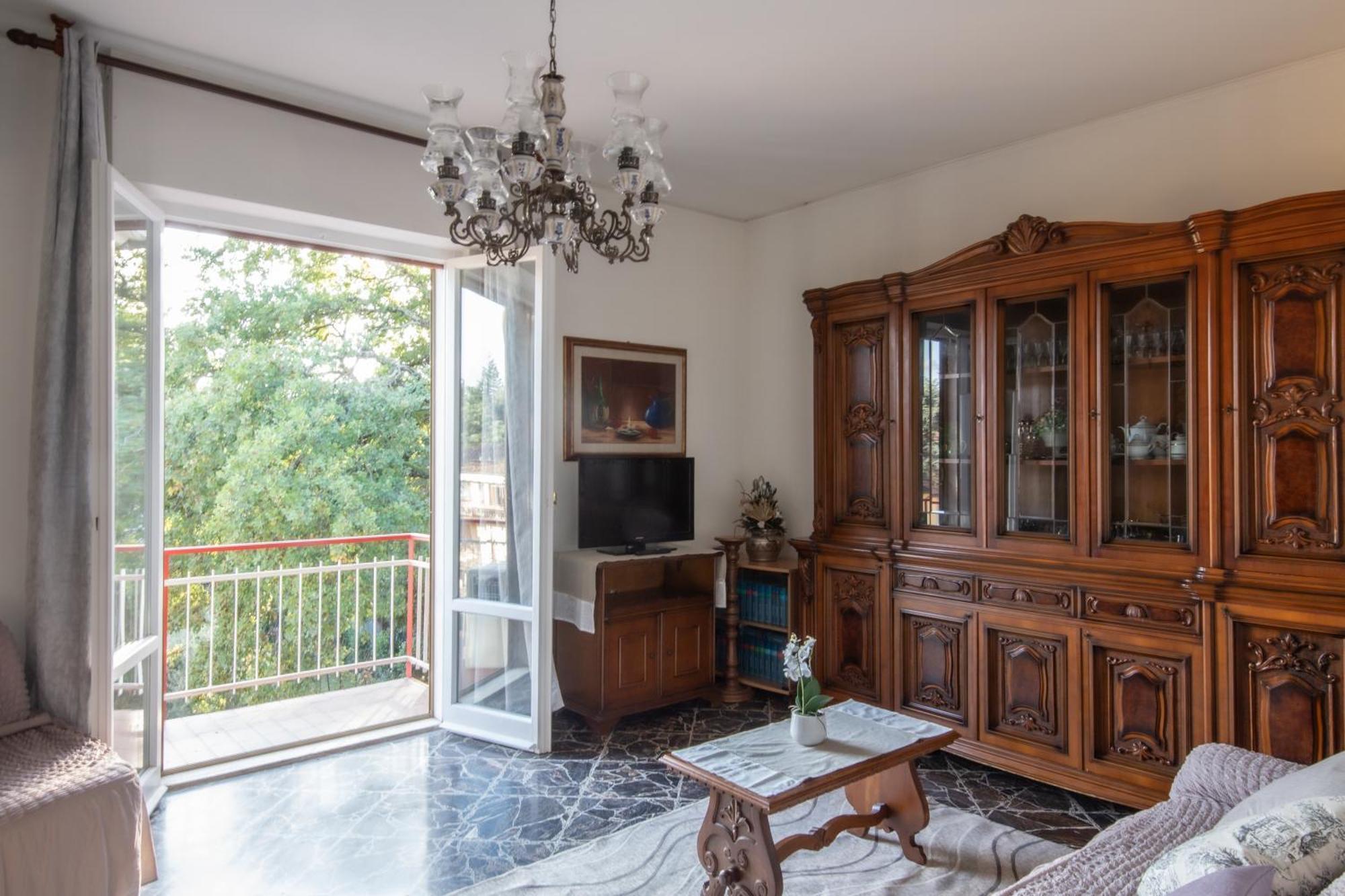 Domus Umberto - Guest House อาเรซโซ ภายนอก รูปภาพ