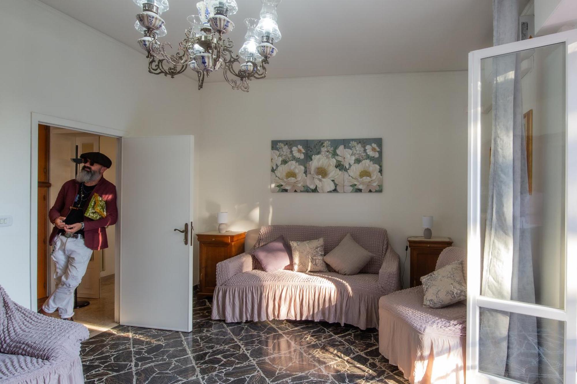 Domus Umberto - Guest House อาเรซโซ ภายนอก รูปภาพ
